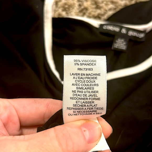 Cable And Gauge 3/4 Sleeve Top - Picture 7 of 7